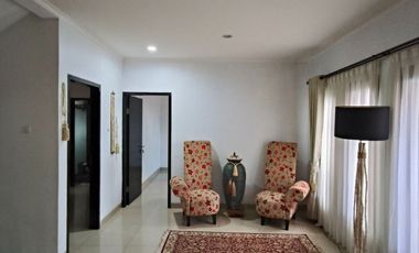 DIJUAL MURAH RUMAH HOMEY KLASIK KAWASAN PERUMAHAN EXCLUSIVE GEGERKALONG BANDUNG UTARA