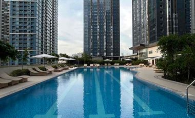 3 Bedroom Penthouse For Rent  The Seasons Residences above Mitsukoshi Mall BGC