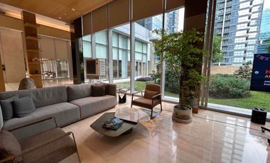 3 Bedroom Penthouse For Rent  The Seasons Residences above Mitsukoshi Mall BGC