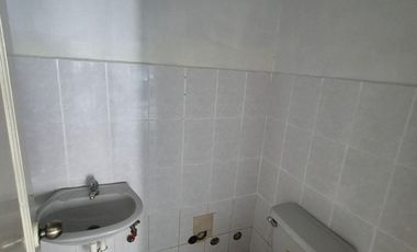Local Comercial en Alquiler en Cdla Simon Bolívar, 1 Baño, Sector Mall del Sol, Norte de Guayaquil.
