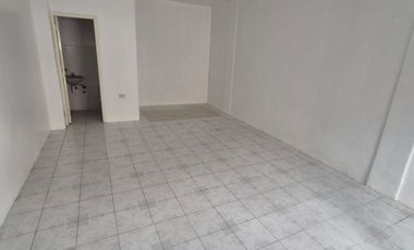 Local Comercial en Alquiler en Cdla Simon Bolívar, 1 Baño, Sector Mall del Sol, Norte de Guayaquil.