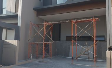 RUMAH BARU MODERN TROPIS MEWAH SIAP HUNI DI SETRA DUTA BANDUNG UTARA