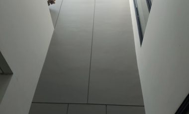 RUMAH BARU MODERN TROPIS MEWAH SIAP HUNI DI SETRA DUTA BANDUNG UTARA
