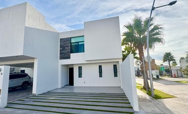 RENTA DE CASA EN CATARA RESIDENCIAL CERCA DE ZONA INDUSTRIAL SLP