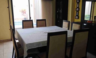 Vendo hermosa casa en Vila club, amplia con piscina 5 dormitorios 6 baños