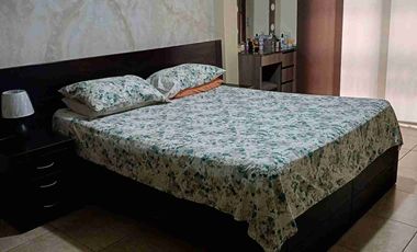 Vendo hermosa casa en Vila club, amplia con piscina 5 dormitorios 6 baños