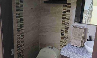 Vendo hermosa casa en Vila club, amplia con piscina 5 dormitorios 6 baños