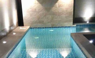 Vendo hermosa casa en Vila club, amplia con piscina 5 dormitorios 6 baños