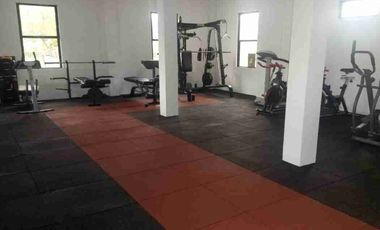 Vendo hermosa casa en Vila club, amplia con piscina 5 dormitorios 6 baños
