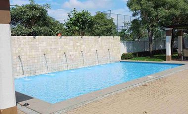 Vendo hermosa casa en Vila club, amplia con piscina 5 dormitorios 6 baños