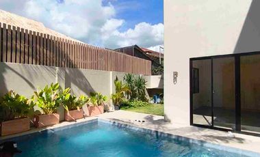 4 Bedrooms Modern House and lot with pool in Banilad Cebu Ph