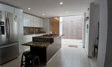 VENDO CASA EN CONJUNTO RESIDENCIAL HOYO EN UNO EN CAÑAVERAL