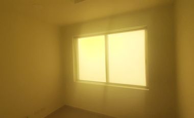 SE RENTA LOCAL EN PLAZA NICHUPTE 172 M² EN 2 PLANTAS