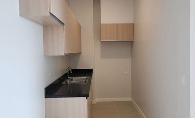 2-Bedroom Penthouse in Viento at Cerca, Alabang, Muntinlupa For Sale