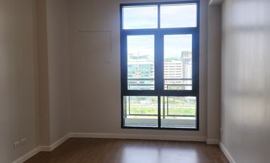 2-Bedroom Penthouse in Viento at Cerca, Alabang, Muntinlupa For Sale