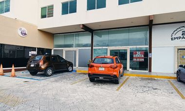 SE RENTA OFICINAS EN PLAZA NICHUPTE 70 M² P.A.