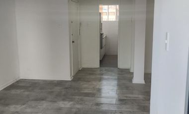 Sector Poniente, antiguo, c/gastos común incluido., 2 D, 1 B, Esta., soleado