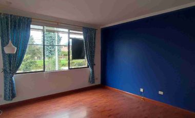 VENDO SUITE EN CUENCA - PUERTAS DEL SOL- FRENTE AL RIO