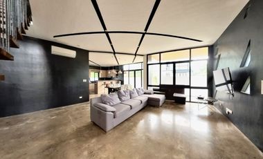 5 Bedroom New House Near Downtown For Sale