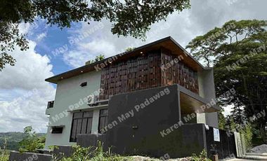 Stylish Brand New 5 Bedroom 3-Storey Modern Home For Sale
