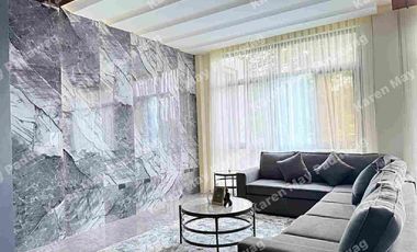 Stylish Brand New 5 Bedroom 3-Storey Modern Home For Sale