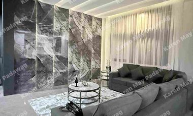 Stylish Brand New 5 Bedroom 3-Storey Modern Home For Sale