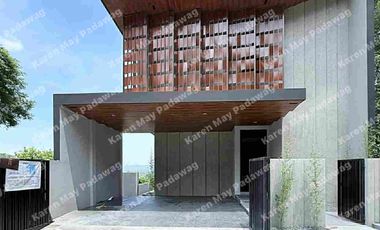 Stylish Brand New 5 Bedroom 3-Storey Modern Home For Sale