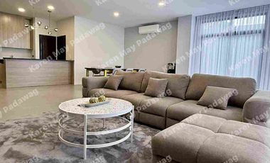 Stylish Brand New 5 Bedroom 3-Storey Modern Home For Sale