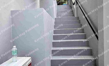 Stylish Brand New 5 Bedroom 3-Storey Modern Home For Sale