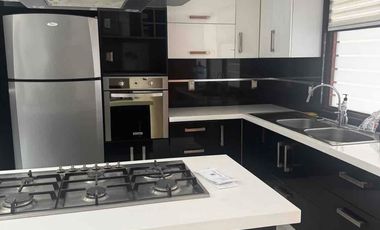 RENTA CASA  CAMELINAS