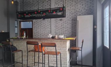 Ruang Usaha Cocok Untuk Cafe 2 Lantai Lokasi Strategis di Daerah Bugisan
