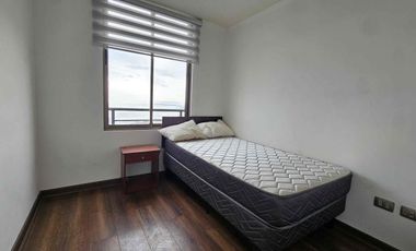 Arriendo Departamento Amoblado Ubicado en Nicolás Tirado, Edificio Parque Mar.