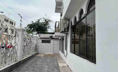 CASA DE ARRIENDO EN BARRIO CENTENARIO
