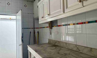 CASA DE ARRIENDO EN BARRIO CENTENARIO