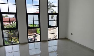 RUMAH MEWAH MURAH GEGERKALONG KPAD DAARUT TAUHID SETIABUDI BANDUNG UTARA.