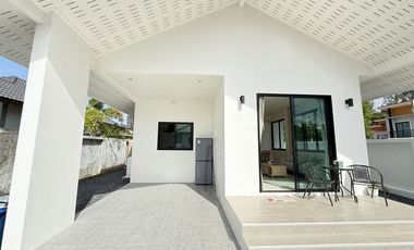 House for Rent – 2 Bedrooms, 2 Bathrooms | Khao Kaew Area, Near Makro, 7-Eleven, Local Market & Shops
