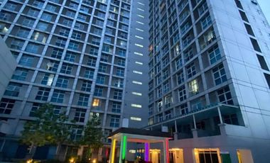 Clean Title RFO 1BR FOR SALE at The Linear Makati