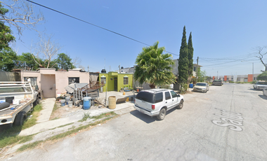 Casa en calle Salud, Integración Familiar, Reynosa, Tamps. ¡NO CRÉDITOS!
