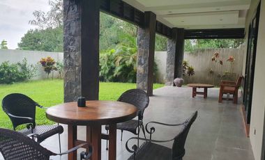SEMI-FURNISHED 3 BEDROOM HOUSE FOR SALE IN AYALA GREENFIELD ESTATES