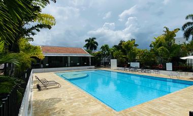 CASA ESQUINERA EN SANTORINI I