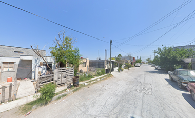 Casa en calle Salud, Integración Familiar, Reynosa, Tamps. ¡NO CRÉDITOS!