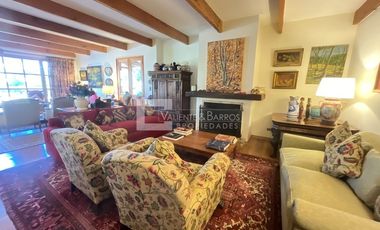 Casa En Venta En Preciosa Parcela De 2 Hectáreas