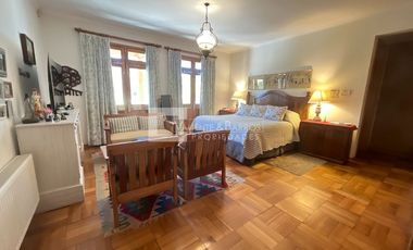 Casa En Venta En Preciosa Parcela De 2 Hectáreas