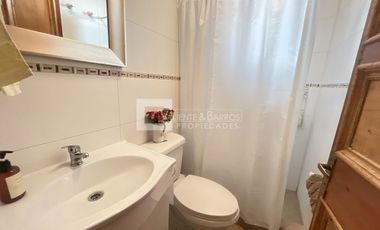 Casa En Venta En Preciosa Parcela De 2 Hectáreas