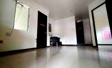 2 Bedroom House in vista grande subd. beside gran europa