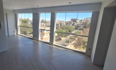 VENDO HERMOSO DUPLEX, EN SACACHACA, CERCA AL COLEGIO MAX UHLE, NO PAGAS ALCABALA,CON 3 DORMITORIOS, 4 BAÑOS, COCHERA Y ASENSOR DIRECTO DUPLE