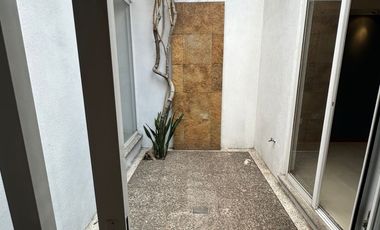 ¡Invierte en tu nuevo hogar en Fraccionamiento 8 de Julio! Casa en Venta en Guadalajara, Jalisco, cerca de la clinica 46