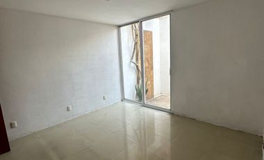 ¡Invierte en tu nuevo hogar en Fraccionamiento 8 de Julio! Casa en Venta en Guadalajara, Jalisco, cerca de la clinica 46