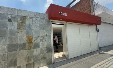 ¡Invierte en tu nuevo hogar en Fraccionamiento 8 de Julio! Casa en Venta en Guadalajara, Jalisco, cerca de la clinica 46
