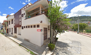 Casa en venta Col. Bosques del Pedregal Chiapas